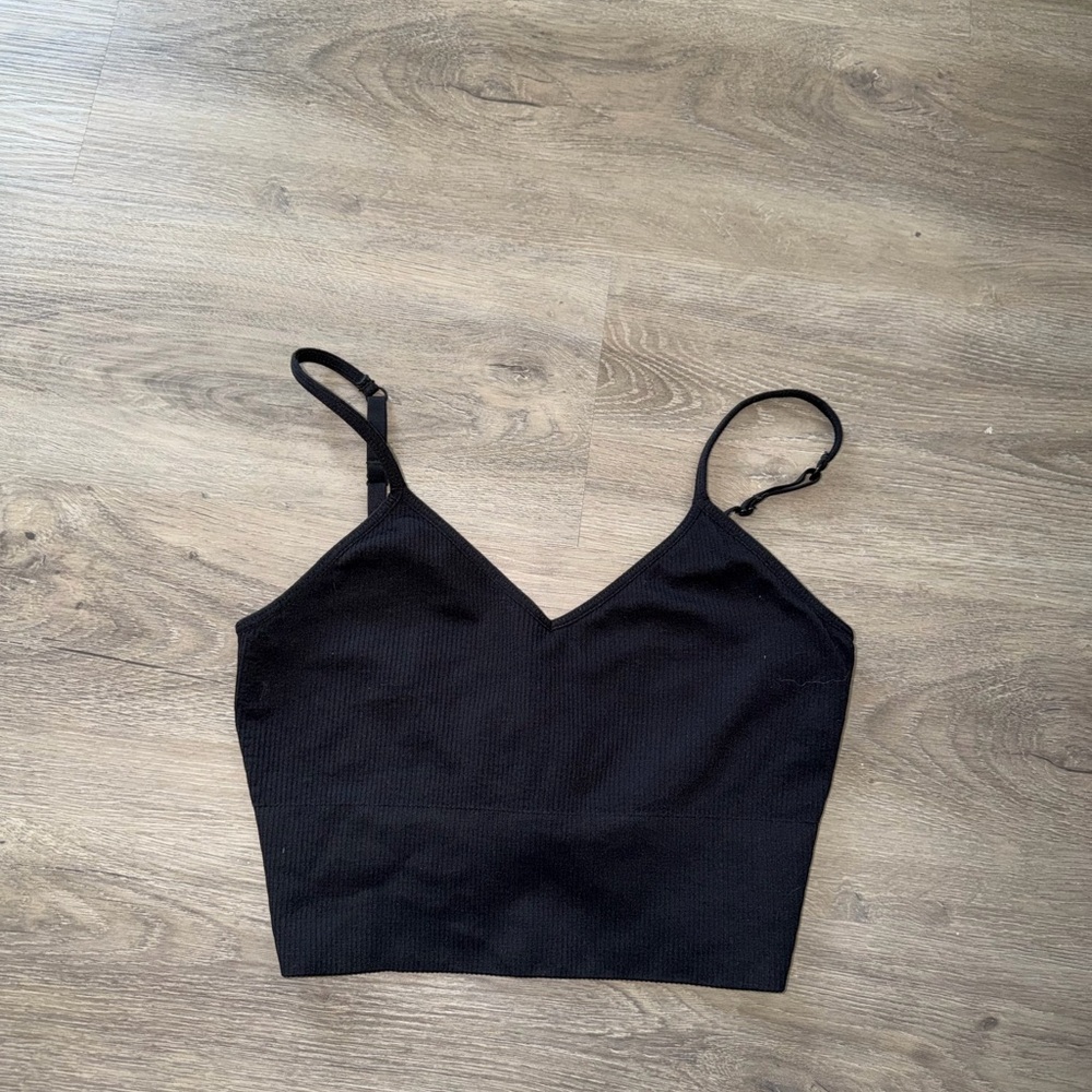 Zella Black V‑Neck Ribbed Crop Cami